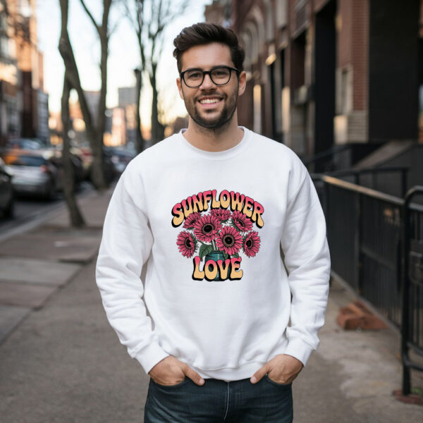 Sunflower Love Sweatshirt - Retro Floral Graphic Pullover For Women & Men 21-04-2025