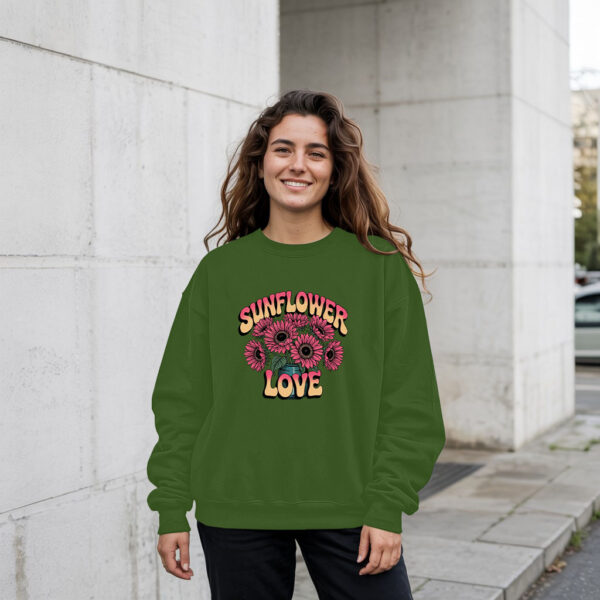 Sunflower Love Sweatshirt - Retro Floral Graphic Pullover For Women & Men 21-04-2025