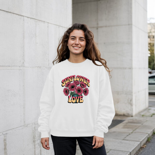 Sunflower Love Sweatshirt - Retro Floral Graphic Pullover For Women & Men 21-04-2025